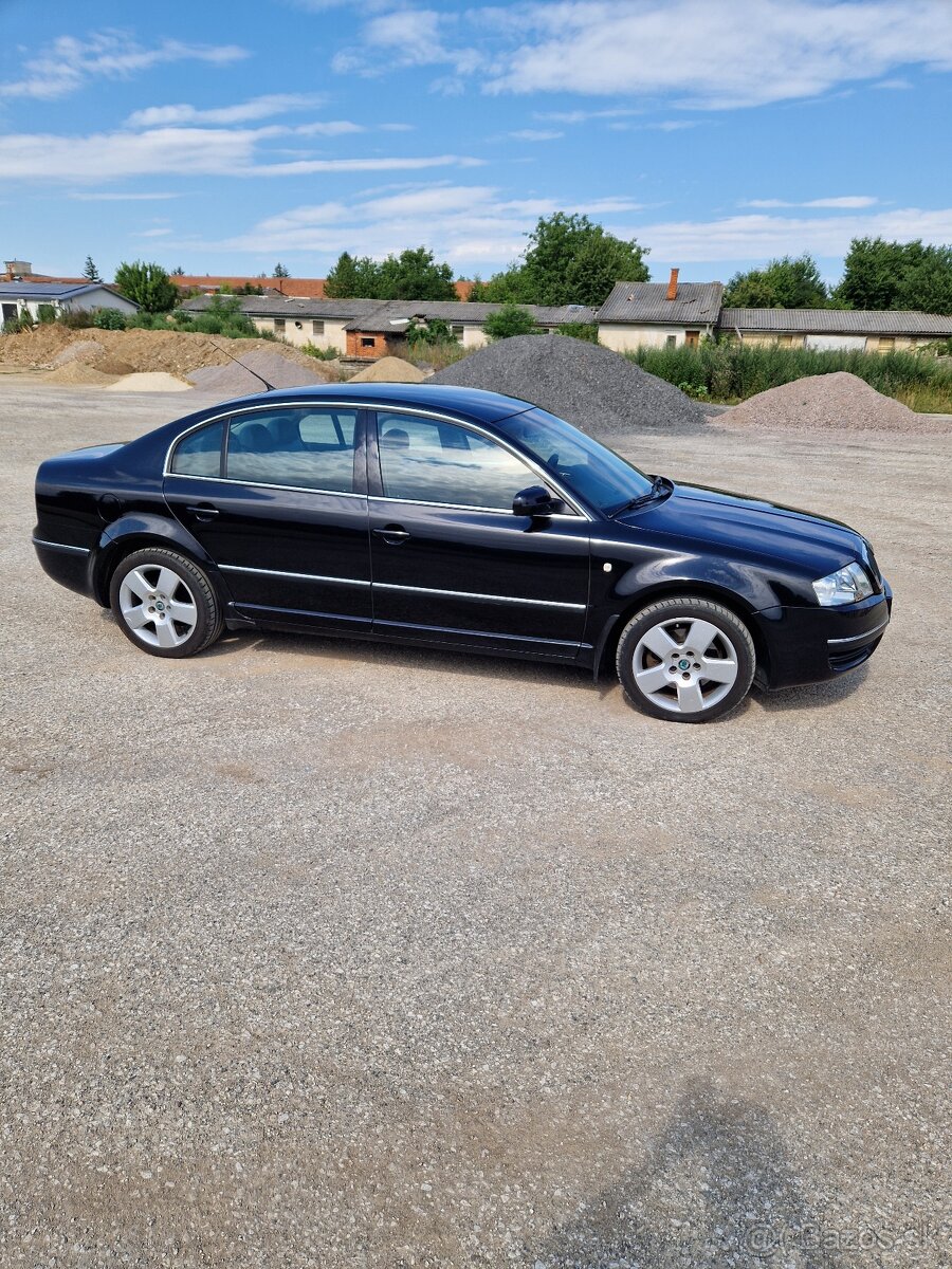 Škoda Superb 1 2.8 V6 - 4