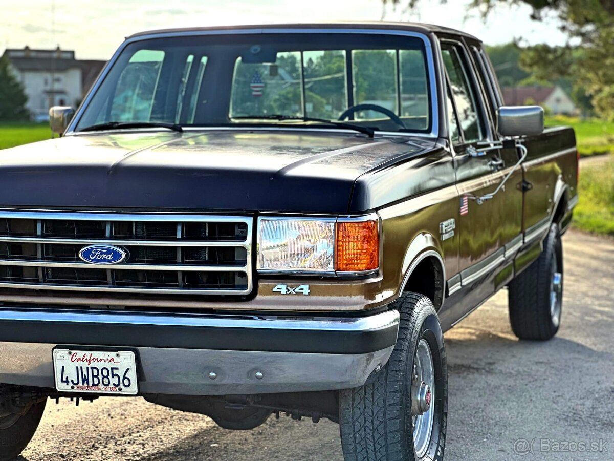 1989 Ford F-250 7.5 V8 XLT | 4x4 | MANUAL | HARDTOP