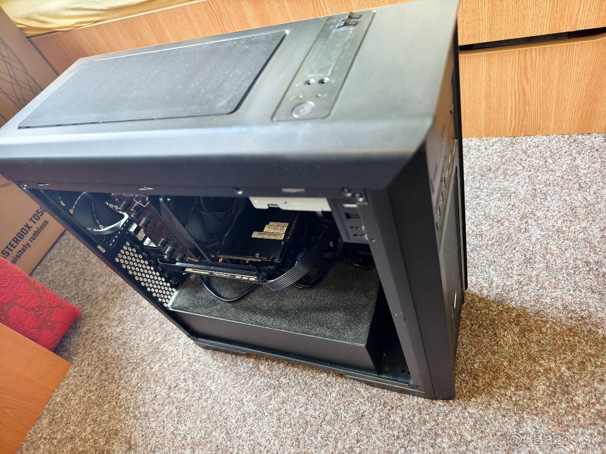 Predám ultratichý počítač na hry a prácu - 4