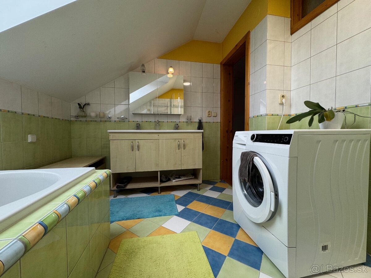 ✨ NA PREDAJ: Rodinný dom len 4 km od Piešťan - 4