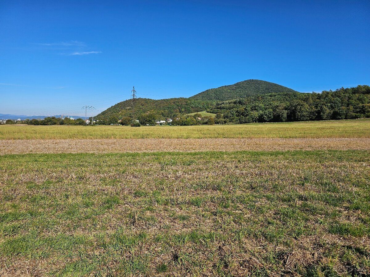 Na predaj orná pôda 7.082 m2 - Košeca - 4