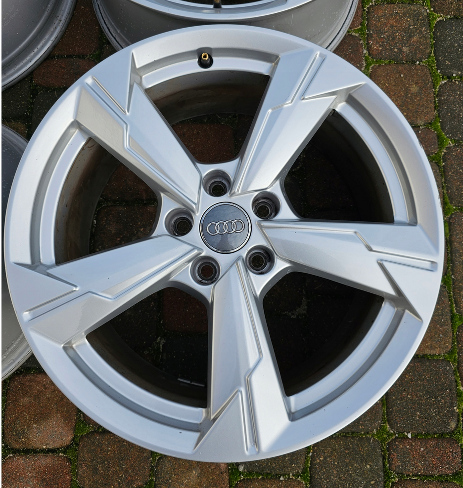 Sada diskov Audi A6 C8, A7, A4, A8 R18 - 4