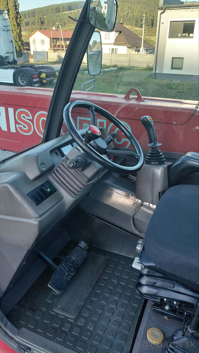 Teleskopický manipulátor MANITOU MT 835 120 LS - 4