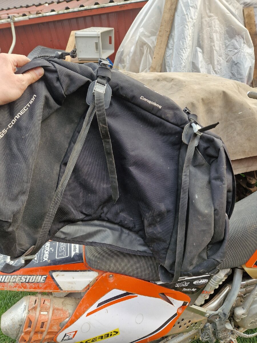 Taška zadna na moto