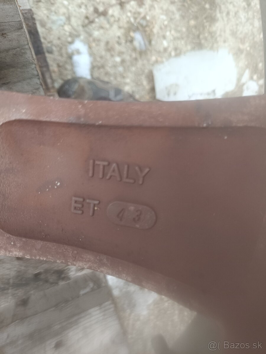 Predám akú disky 18 audi 5x112 - 4