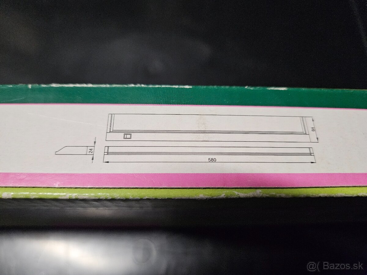 Nástenné svietidlo A - 13 W - 4