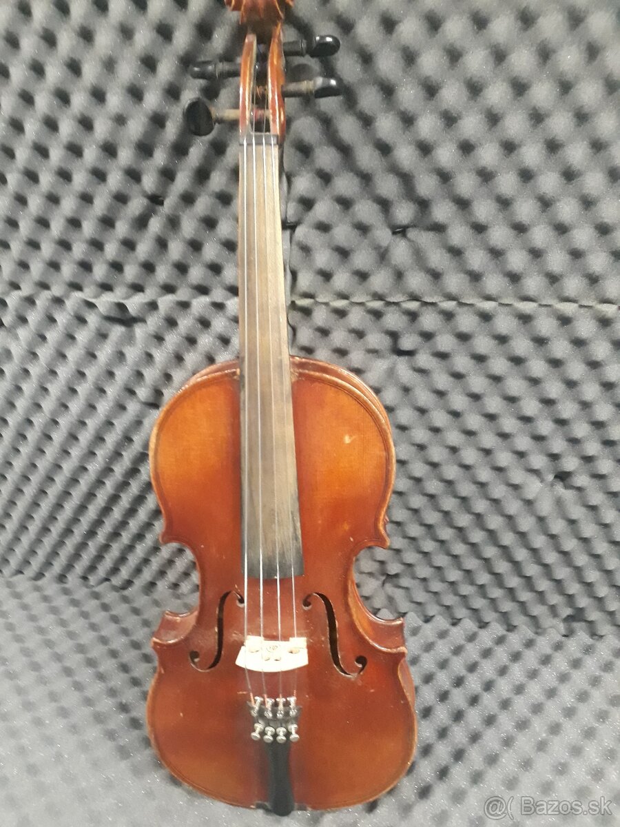 husle 4/4 značené - 4