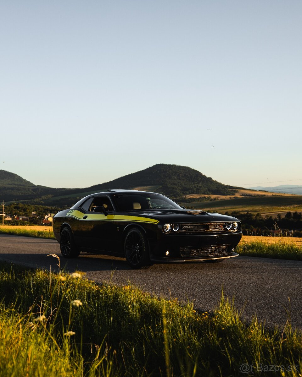 2021 Dodge Challenger ScatPack 6.4 V8 6st. Manuál - 4