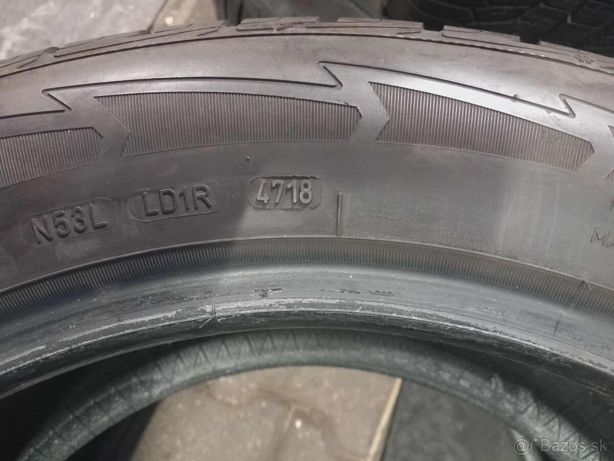 Pneumatiky zimné - Goodyear 235/55/R18 - 4