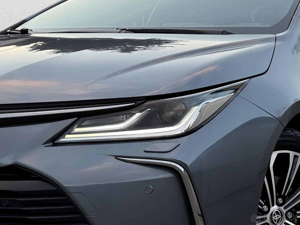 Toyota Corolla sedan 1.5 Dynamic Force Comfort - 4