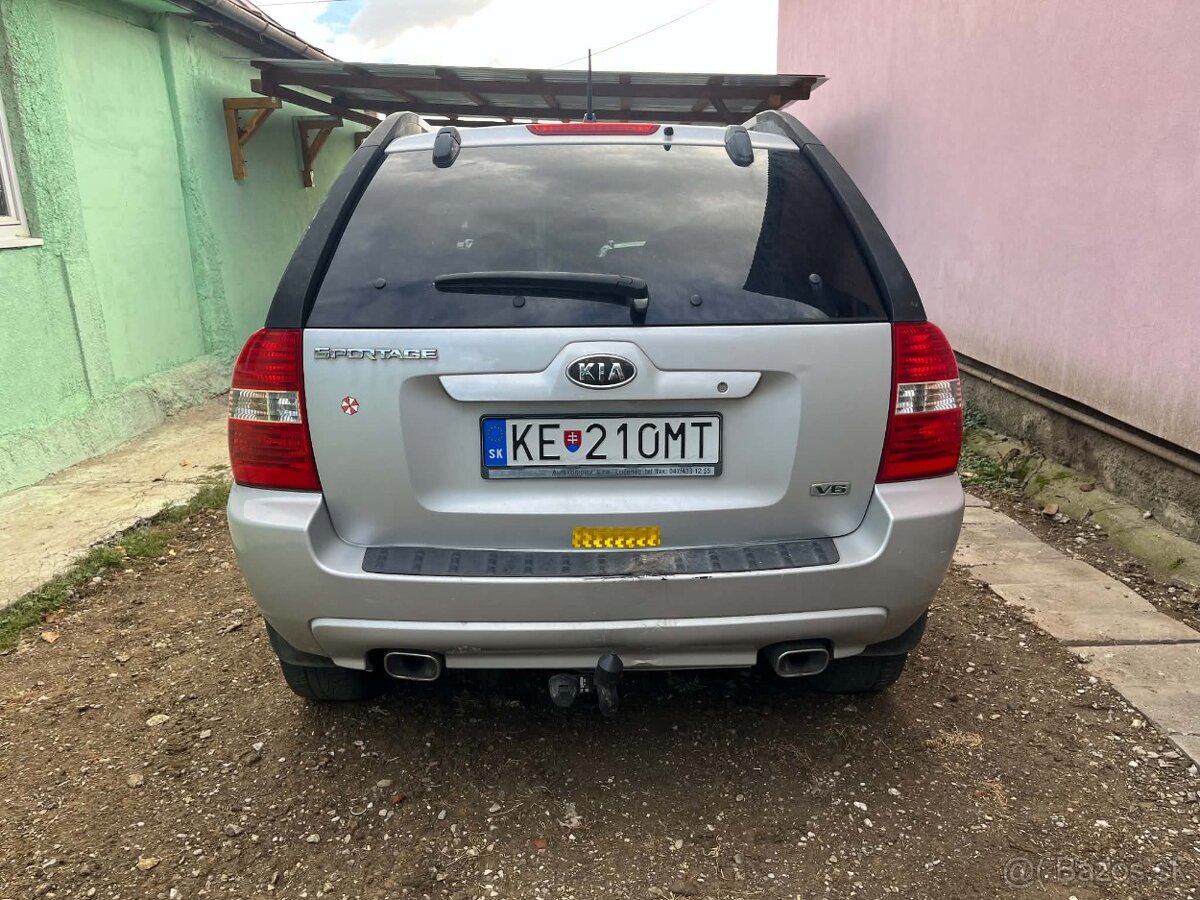 KIA SPORTAGE 2.0 benzín - 4