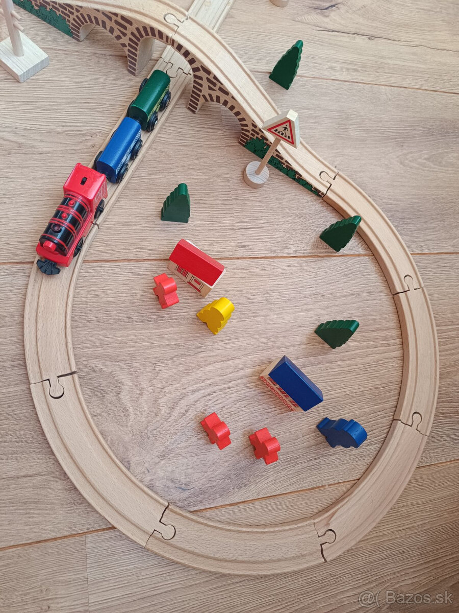 Vlackodraha osmicka Woody - 4