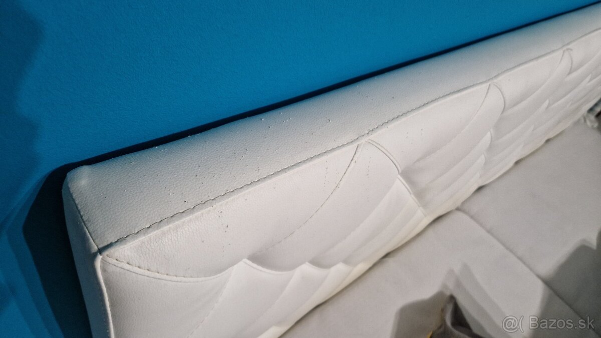 Manželská posteľ - 4