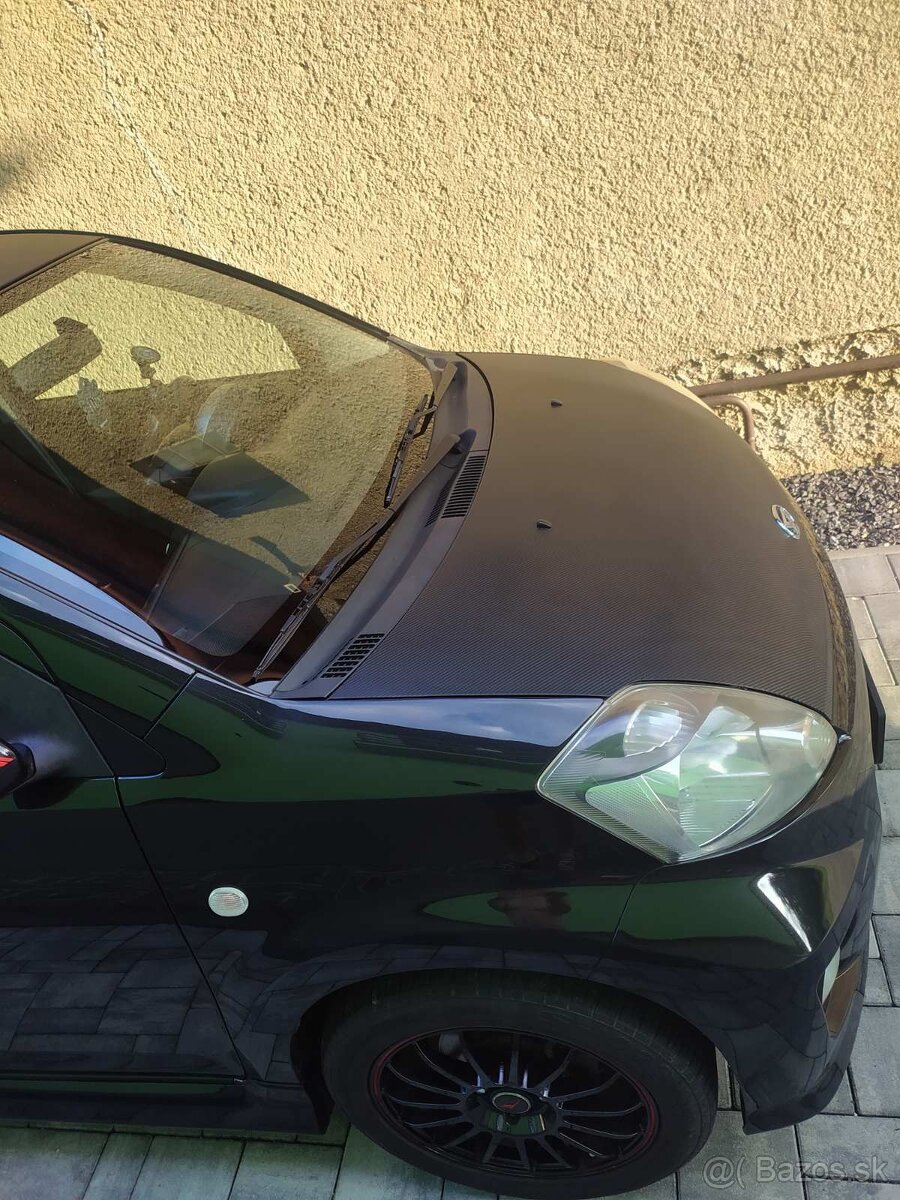 Daihatsu Sirion 1.5 - 4