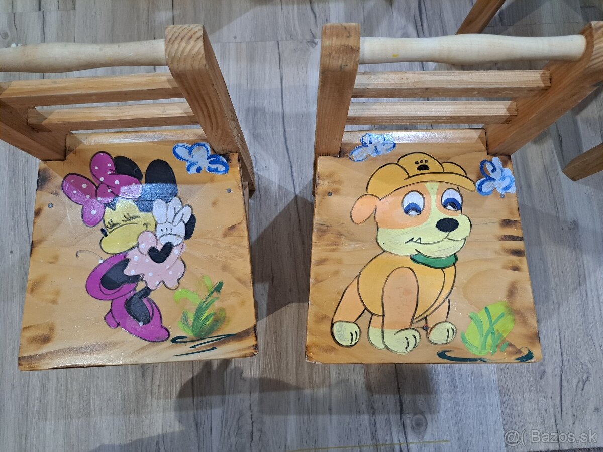 Drevený detský stôl s 2 stoličkami - 4