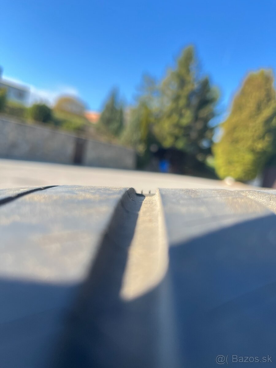 Michelin 245/45 R19 - 4