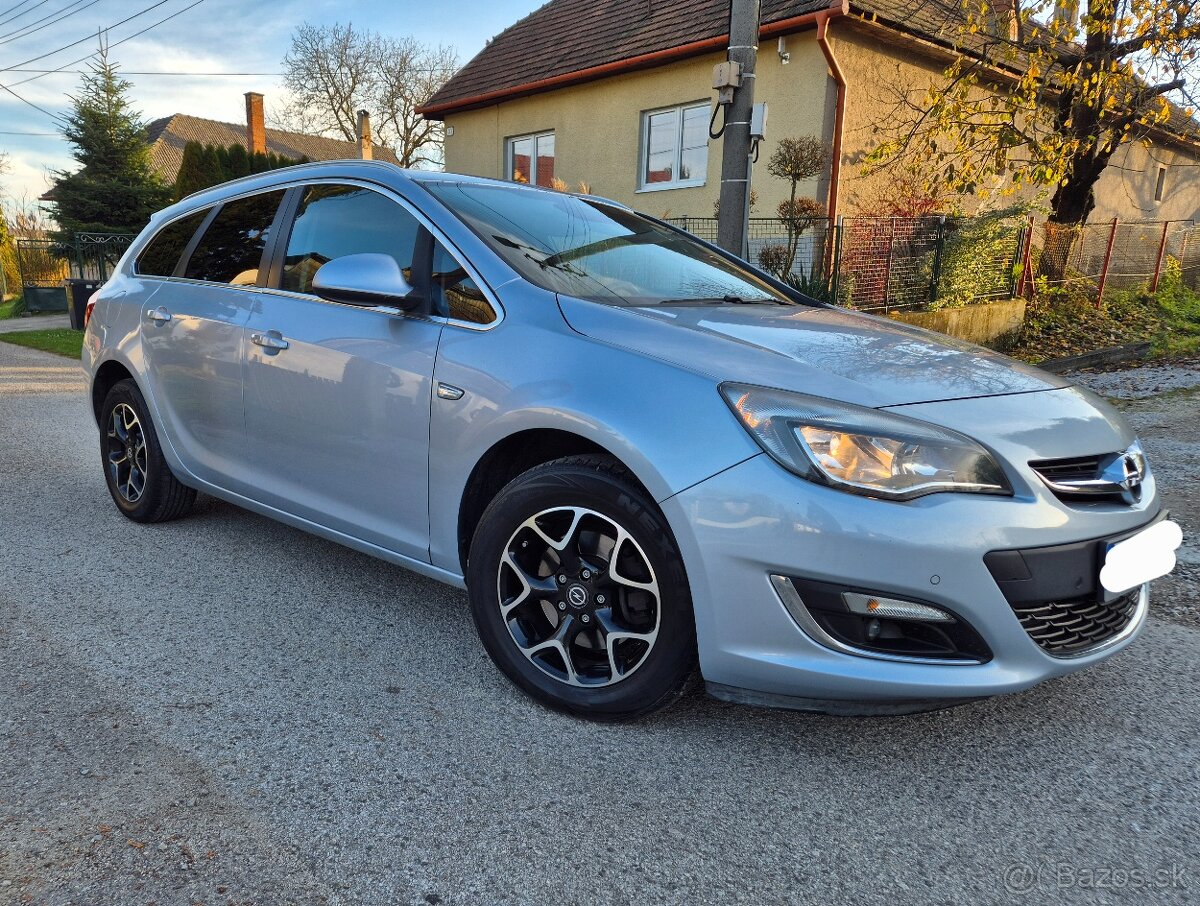 Opel Astra J ST. 124.000km - 4