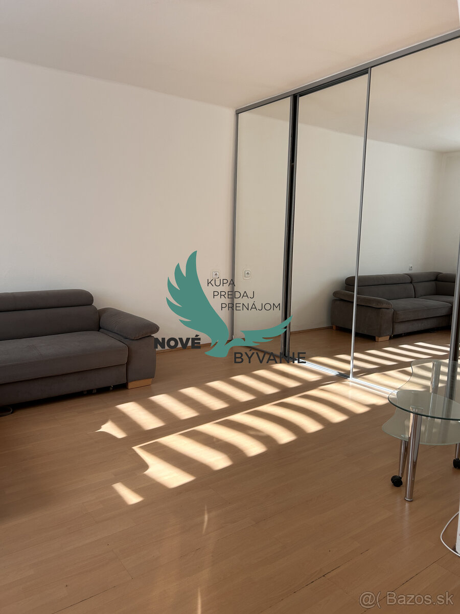 Prenájom - 2 izbový byt vo Valaskej - 4