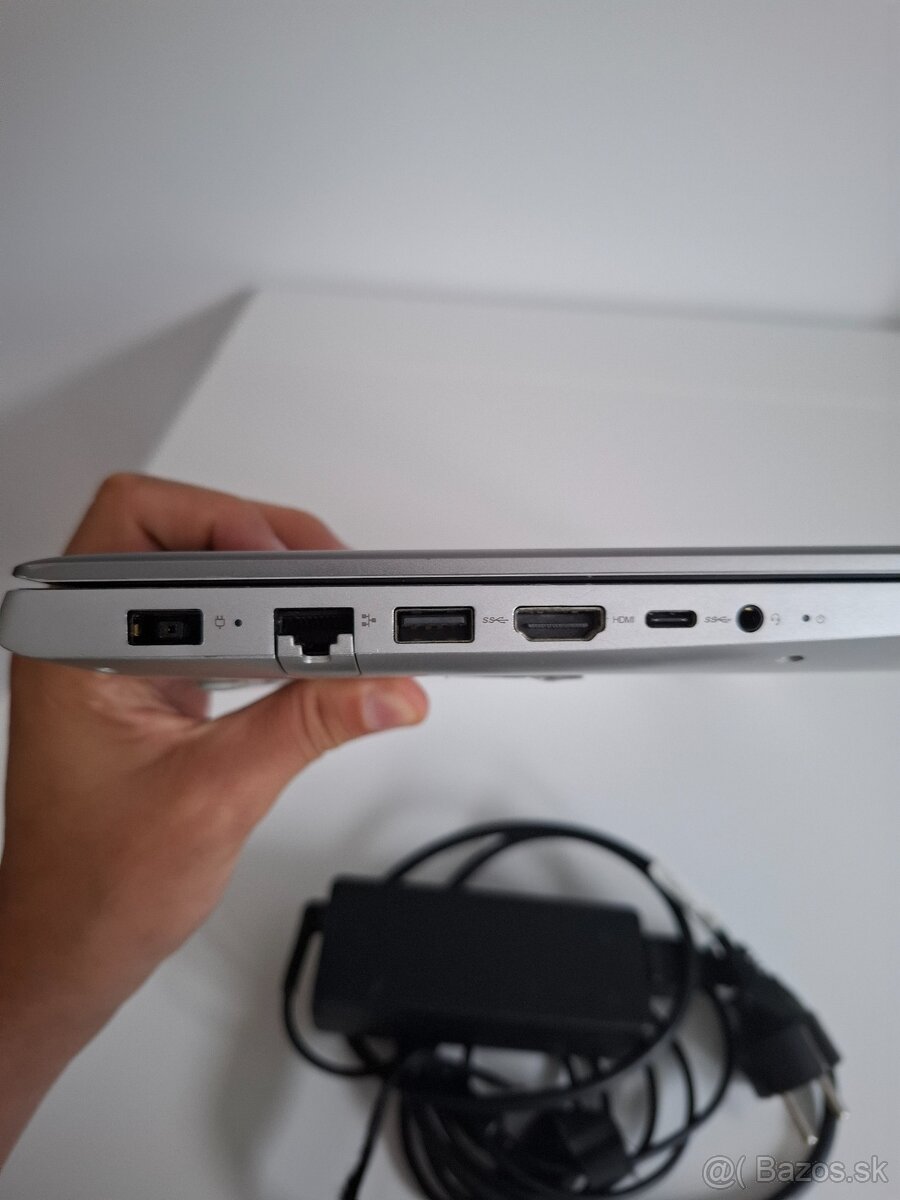 Lenovo IdeaPad 720 - 4