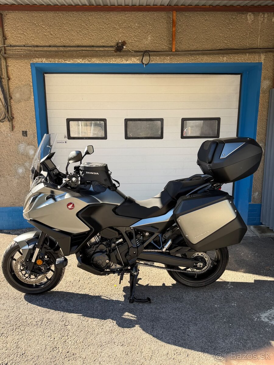 Honda NT 1100 Manual - 4