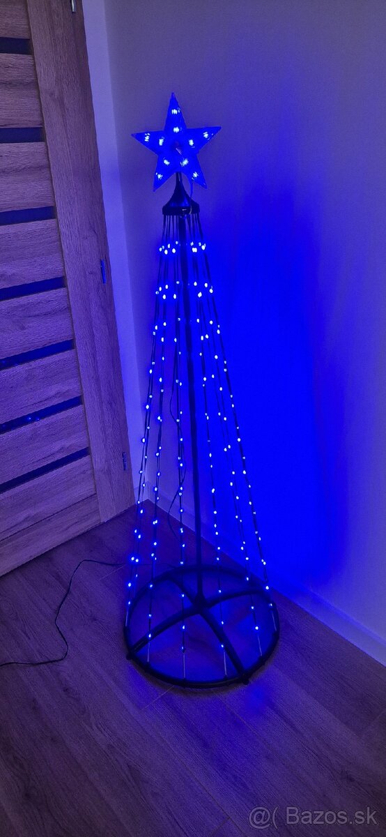 LED Vianočný stromček. - 4