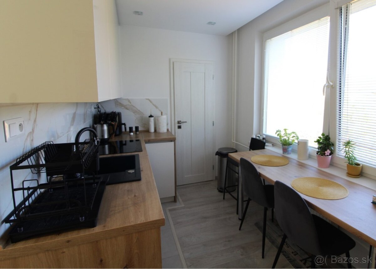 Prenájom 1-izbový byt s loggiou /45 m2/, Kysucké Nové Mesto - 4