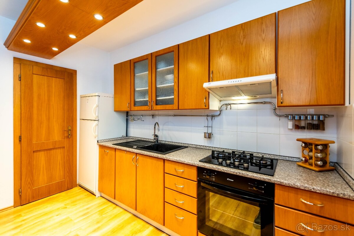 Ponúkame na prenájom 3-izbový byt v Michalovciach - 4