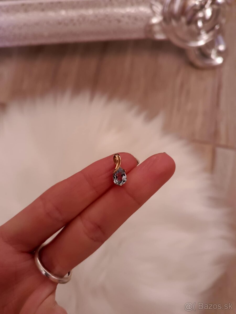 Nádherný zlatý prívesok 9k - 4