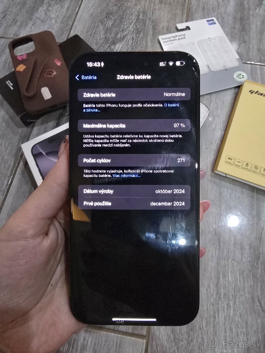 Iphone 16 pro max - 4