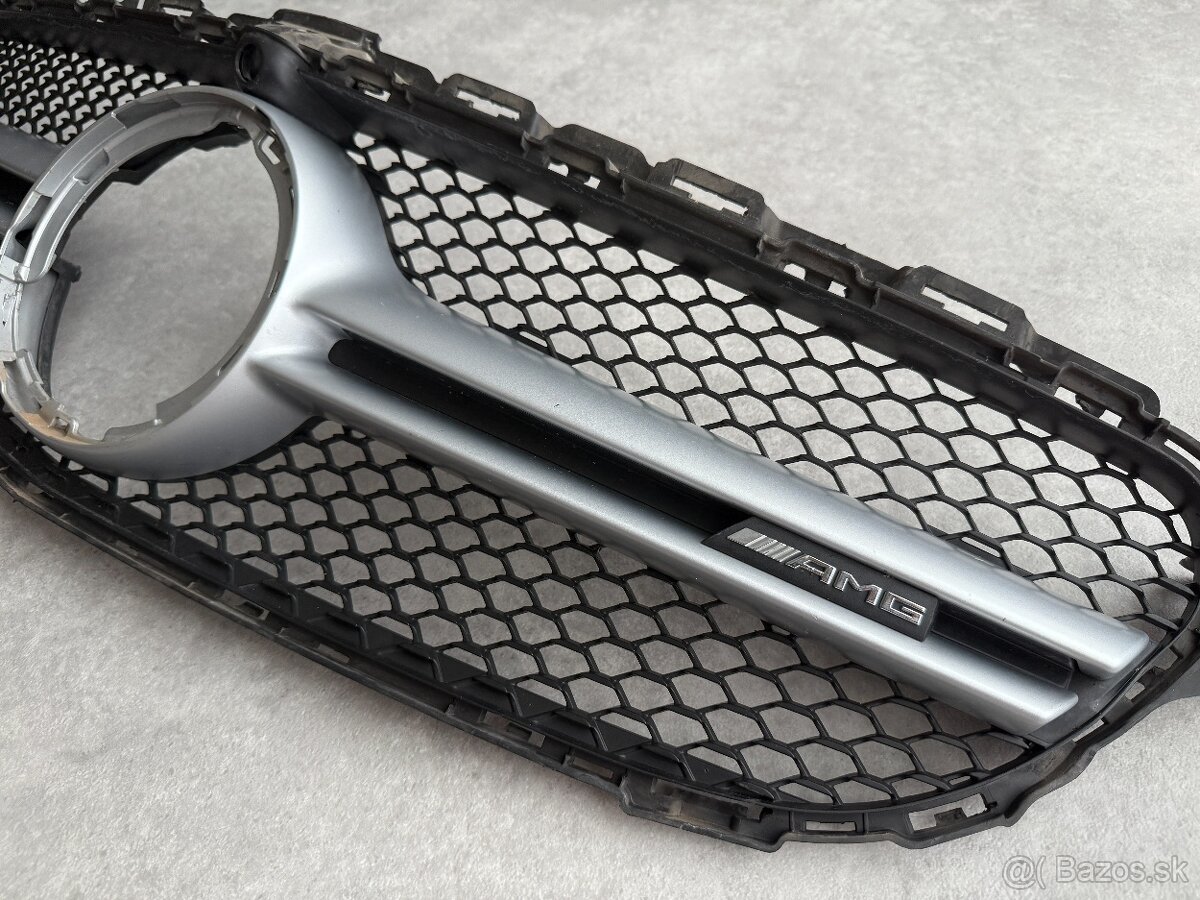 Predná maska Mercedes C43 AMG W205 - 4