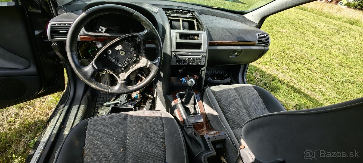 Rozpredám Peugeot 407 SW - 4