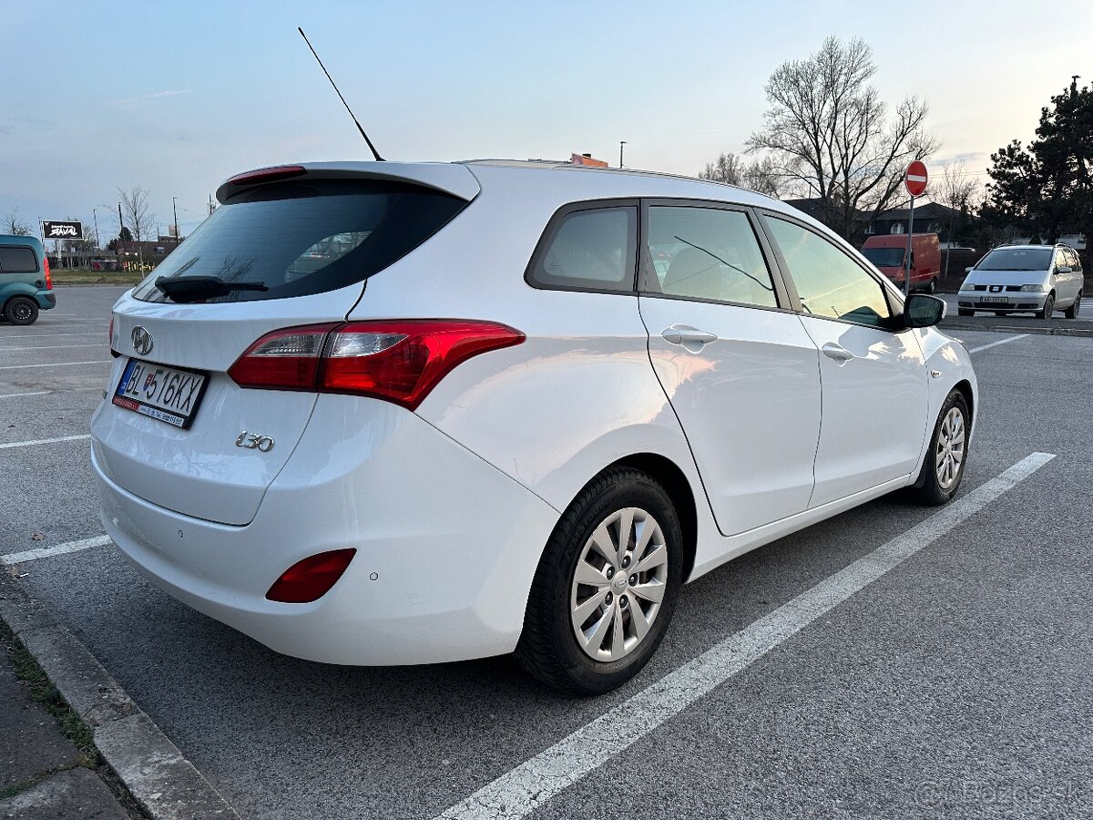 Predám Hyundai i30 1.6 Diesel - 4