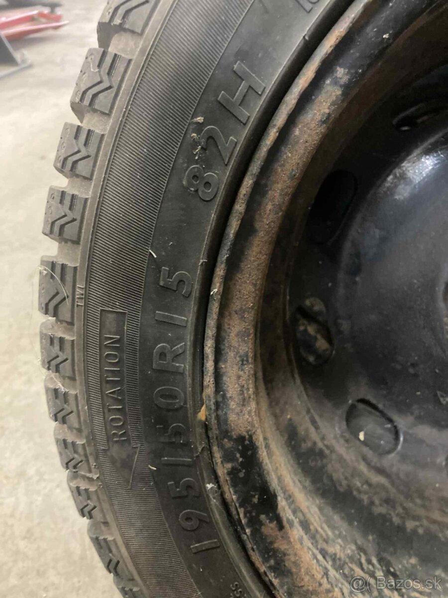 Celoročne pneu na plechačoch - 4
