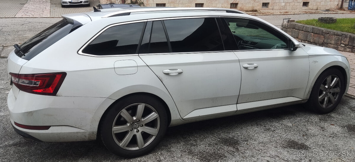 Skoda Superb 2.0 TSi 206kW Combi 4x4 Laurin Klement - 4