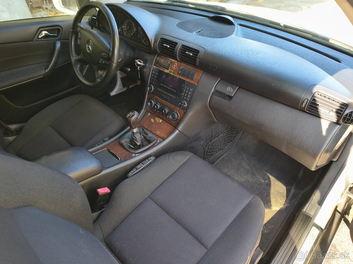 Mercedes-benz C trieda T 220 CDI Classic - 4