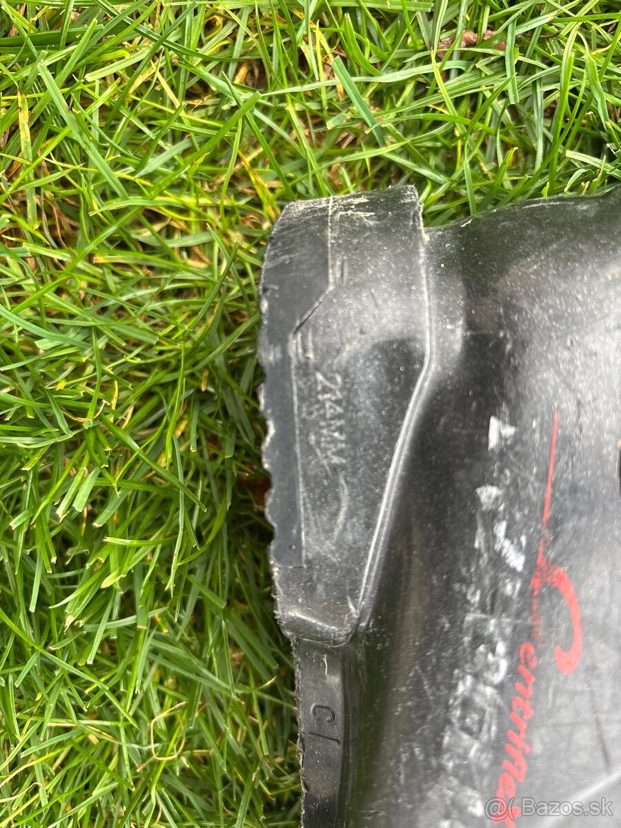 Detský lyžiarsky set (lyže, lyžiarky, palice) - 4