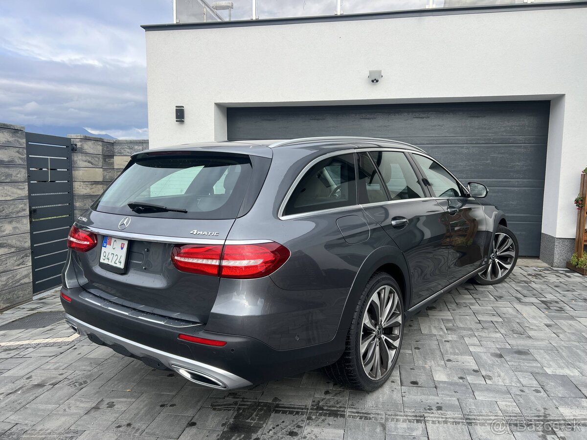 Mercedes-Benz E All-Terrain E220d Sport 4-Matic - 4