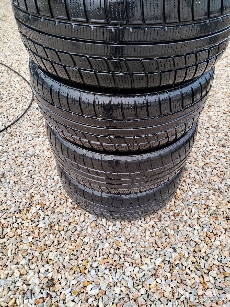 Predám zimné pneumatiky 235/55/R18 - 4