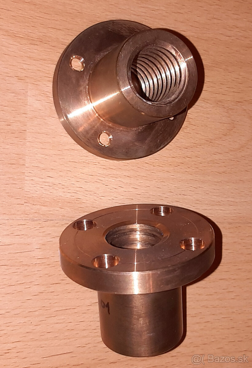 Trapezová skutka TR28x5 1meter + matice - 4