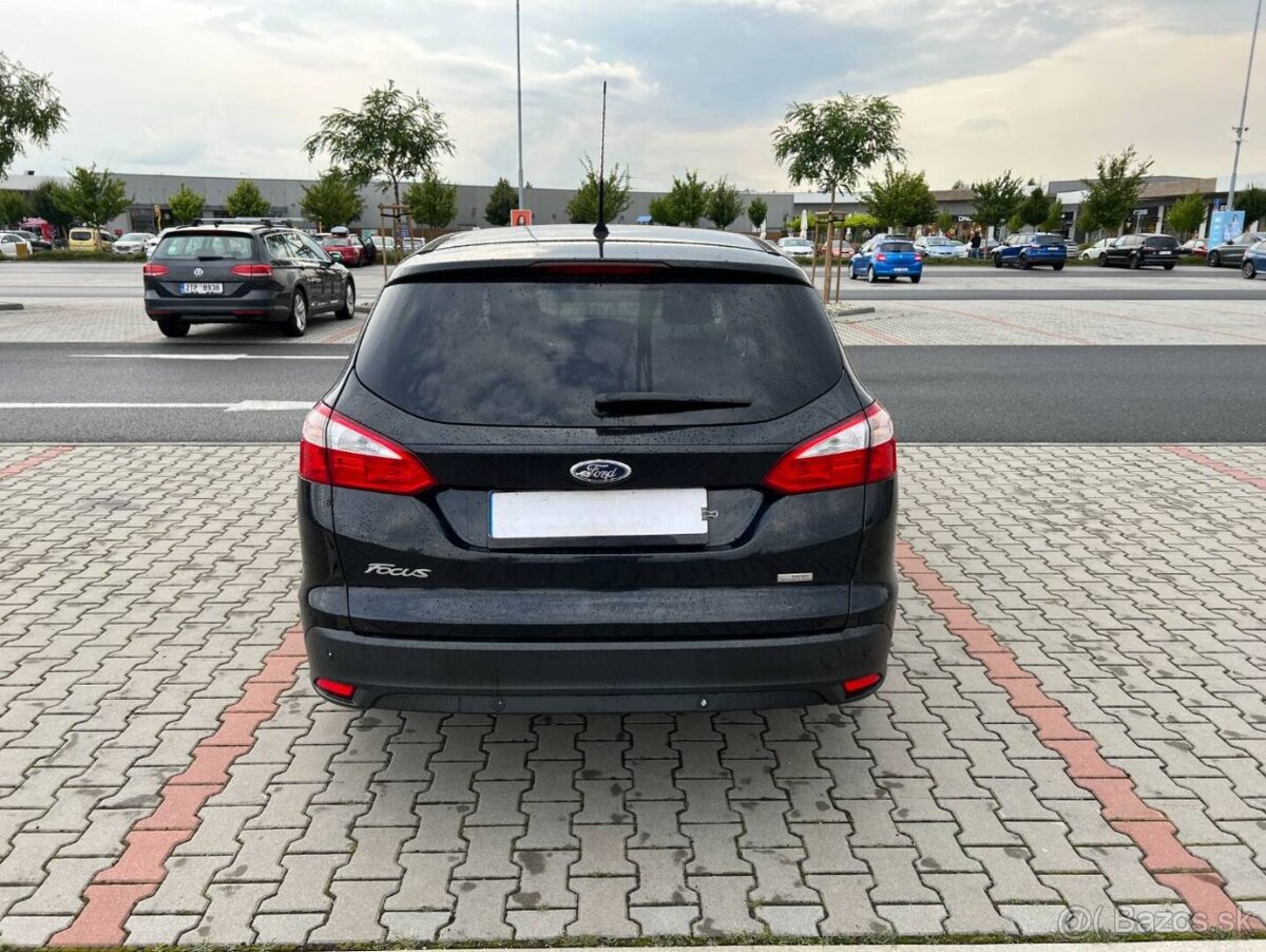 Ford Focus 1.6 TDCi 77kw digi klima NAVI - 4