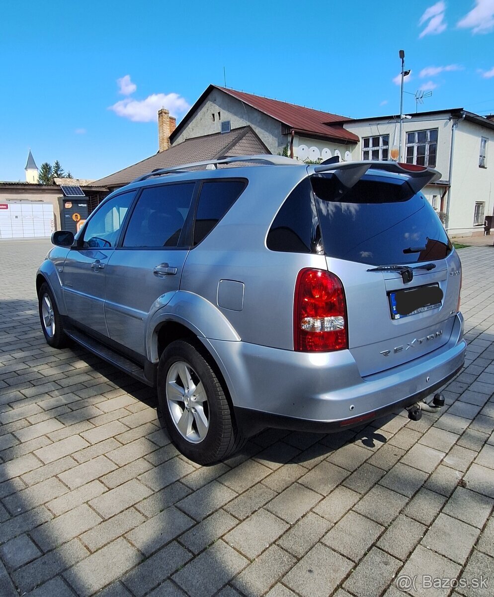 SsangYong Rexton 2.7 D - 4