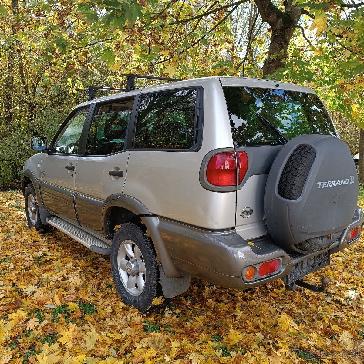 Terrano 2,7tdi - 4
