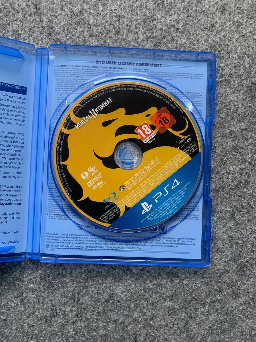 Playstation 4 slim - 4