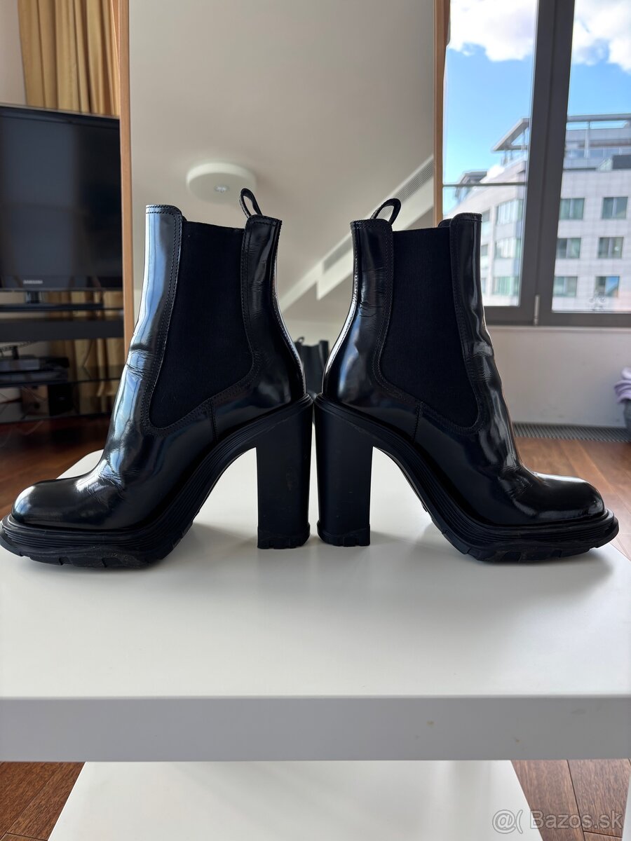 Alexander McQueen Tread Slick Chelsea Boot 'Black' - 4