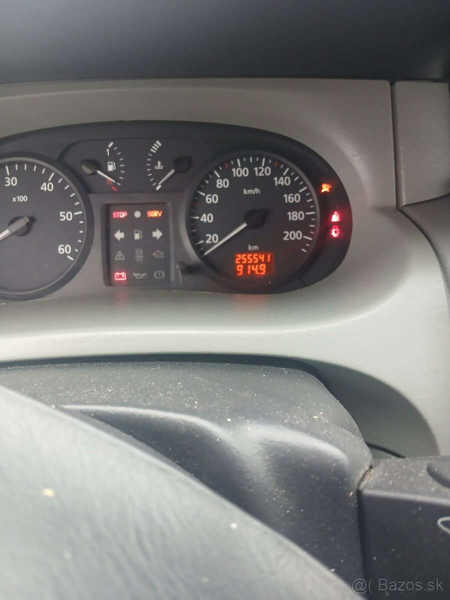 Predám Renault trafic - 4