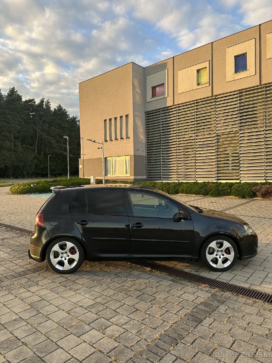 VW Golf V GTI 2.0 TFSI DSG - 4