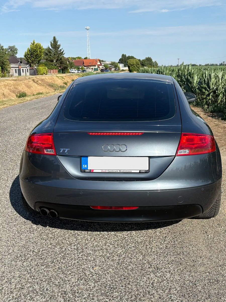 AUDI TT Kupé, 147 kW, 1984.0 cm³ - 4