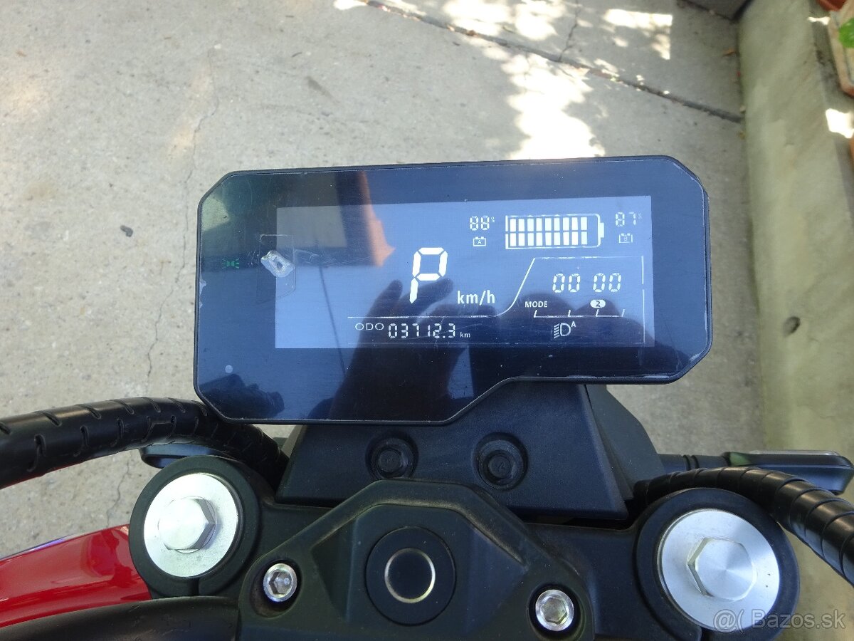 Elektrická motorka MIKU / cena znížená / - 4