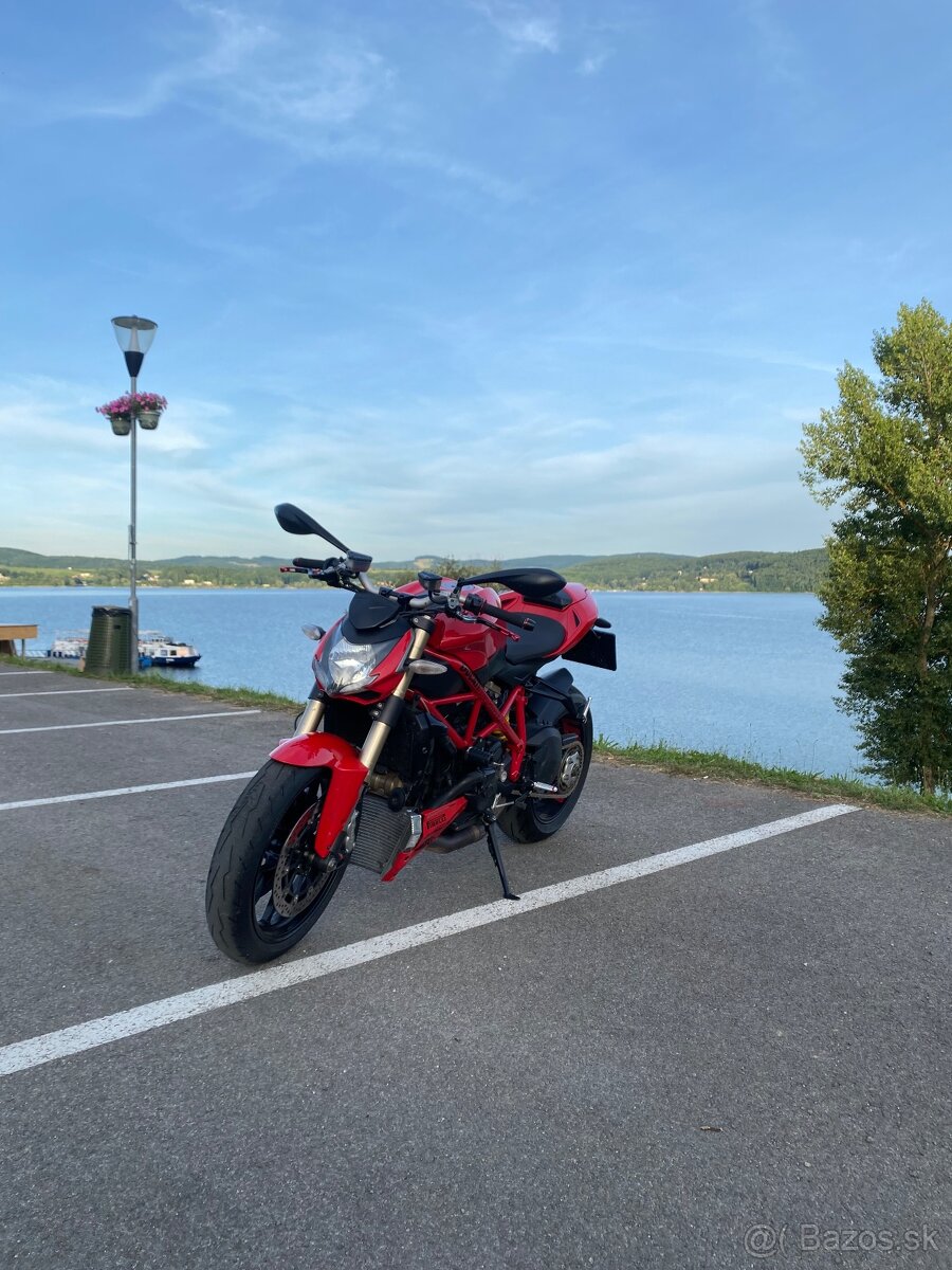 DUCATI Streetfighter 848 - 4
