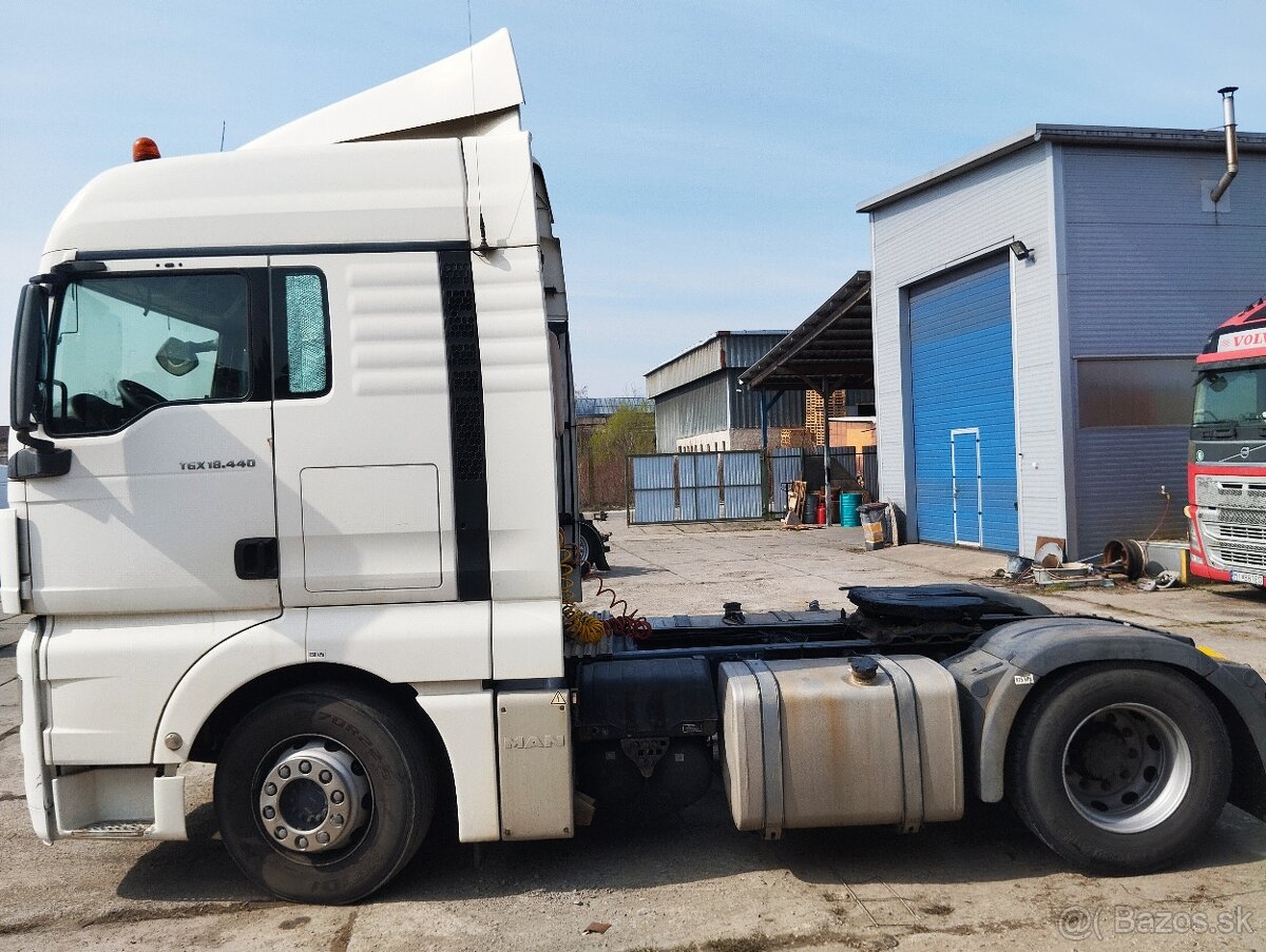 ťahač MAN TGX - 4